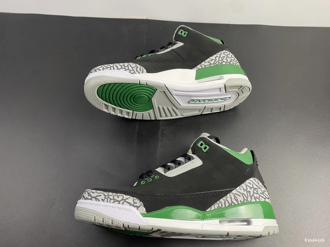 CT8532- 3 950 Jordan NewStyle Air Pine Green 0616